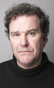 Douglas Hodge